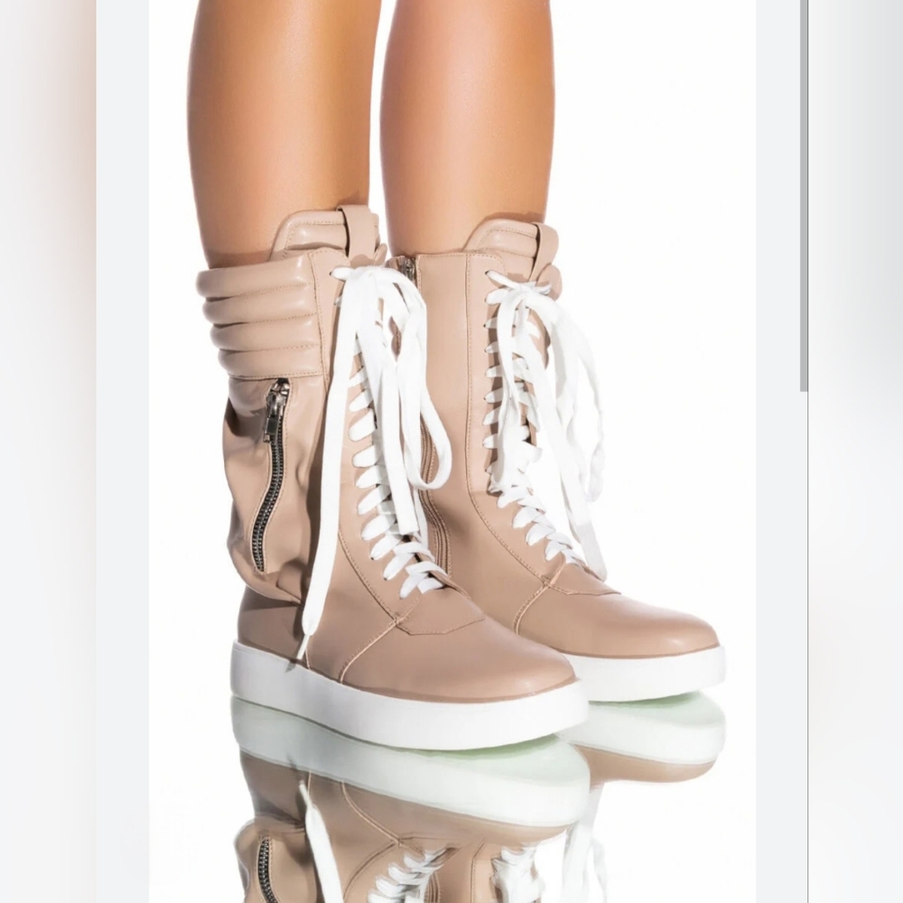 NEW Azaelea Wang Hightop Sneaker